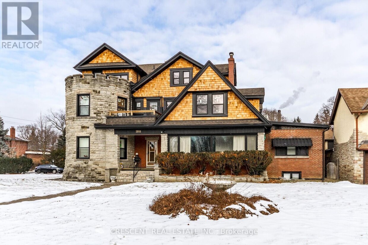 Photo principale - 180 Queens Dr