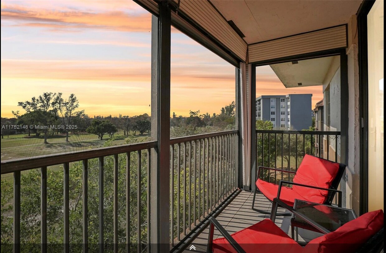 Balcony - 5570 NW 44th St
