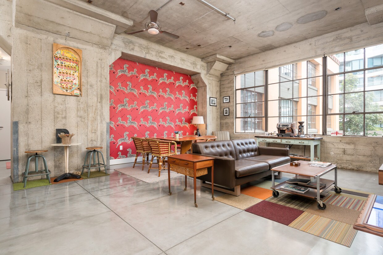 Foto principal - 300 Beale St