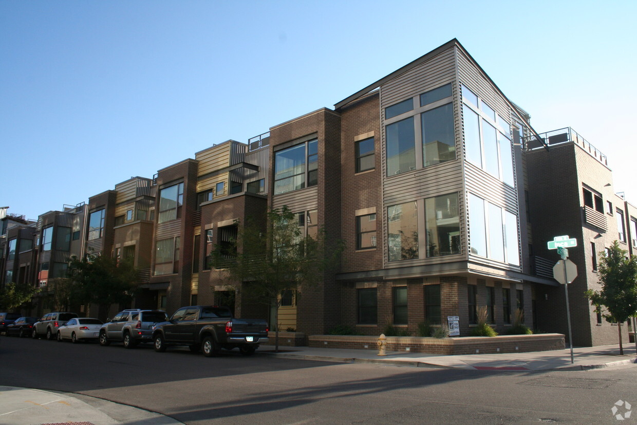 Building Photo - Condominiums