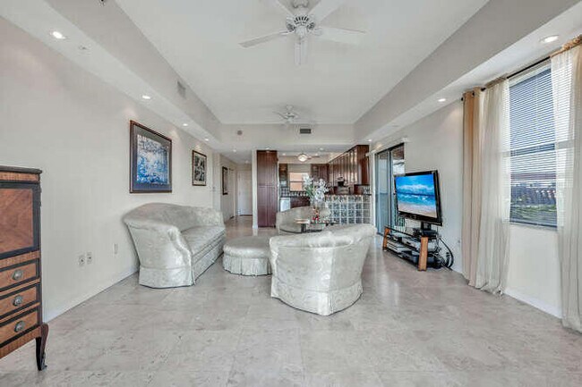 Building Photo - 1640 Presidential Way