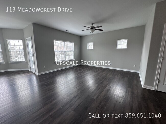 Foto del edificio - 113 Meadowcrest Dr