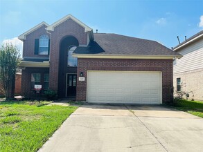 Building Photo - 2115 Vermillion Oak St