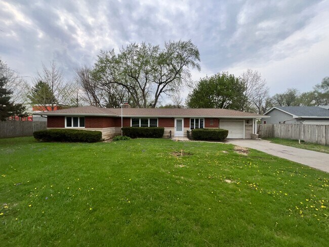 Foto del edificio - 1108 E 9th St