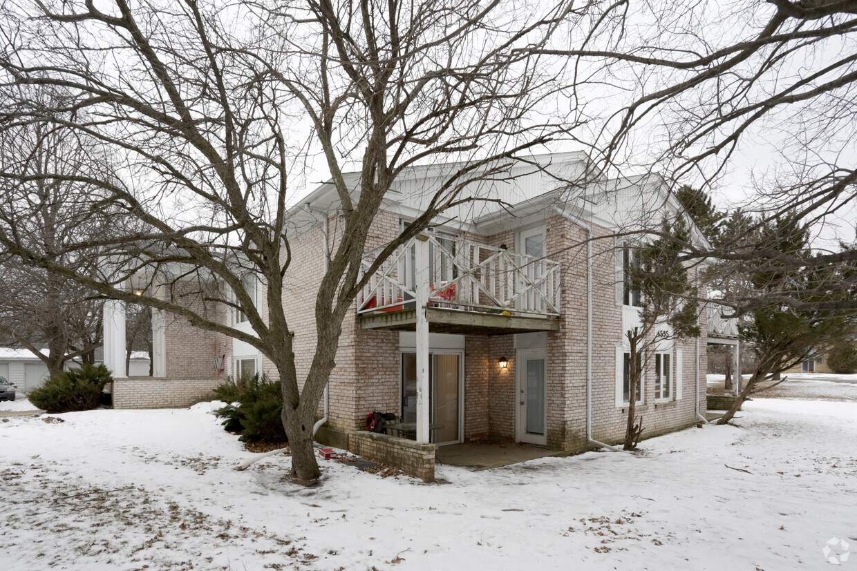 Building Photo - 4555 Trevor Cir