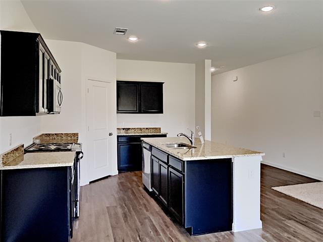 Building Photo - 711 Devonshire Dr