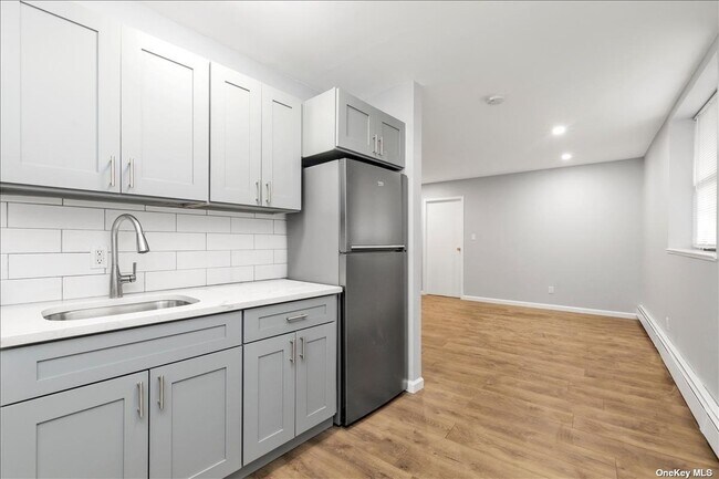 Foto del edificio - 219 N 2nd St