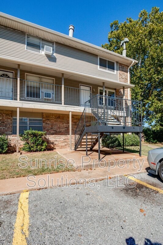Photo - 6708 N Meridian Ave