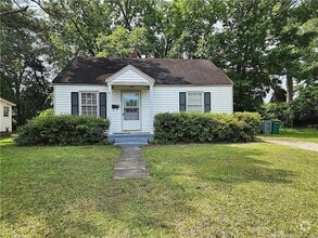 Building Photo - 409 W 19th St