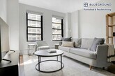Foto principal - 200 E Chestnut St