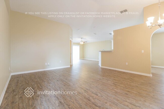 Foto del edificio - 1924 Corner Glen Dr