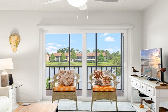 Foto del edificio - 240 Cypress Ln