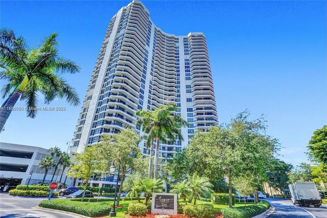3530 Mystic Pointe Dr Unit 1602, Aventura, FL 33180 Condo for Rent in