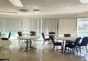 Building Photo - 1333 E Hallandale Beach Blvd