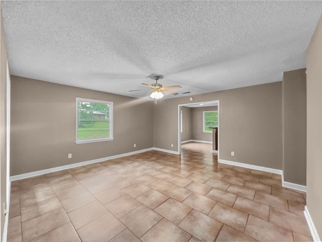 Building Photo - 1815 Senator St