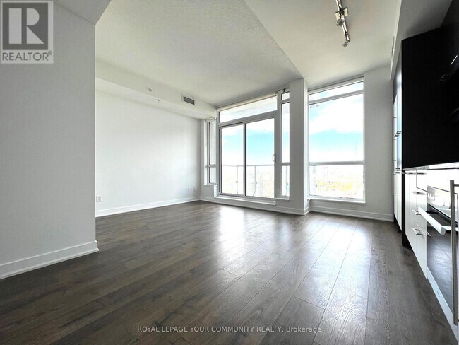 Photo du bâtiment - 30 Nelson St