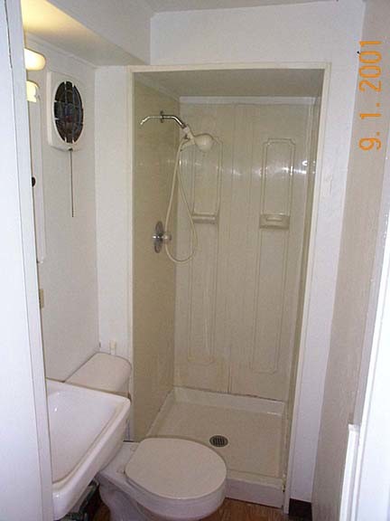 Shower - 657 S 6th St