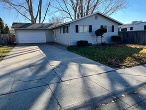 Building Photo - 507 Tindall Ave