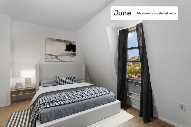 Private bedroom in 5 bed/3 bath Home - Private bedroom in 5 bed/3 bath Home