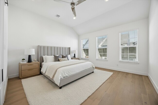 Foto del edificio - 3407 Timbergrove Oaks St