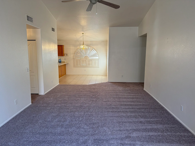 Building Photo - Cozy 3 bedroom for rent in Goodyear