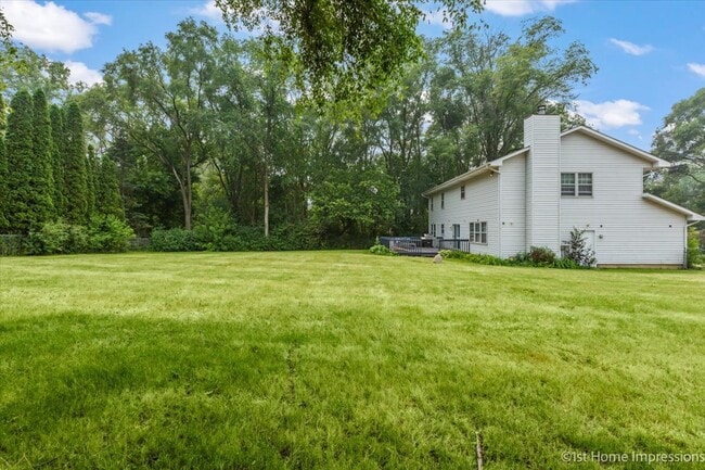 Building Photo - 40233 N Lakeview Ave