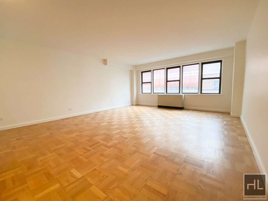 Foto principal - EAST 63 STREET