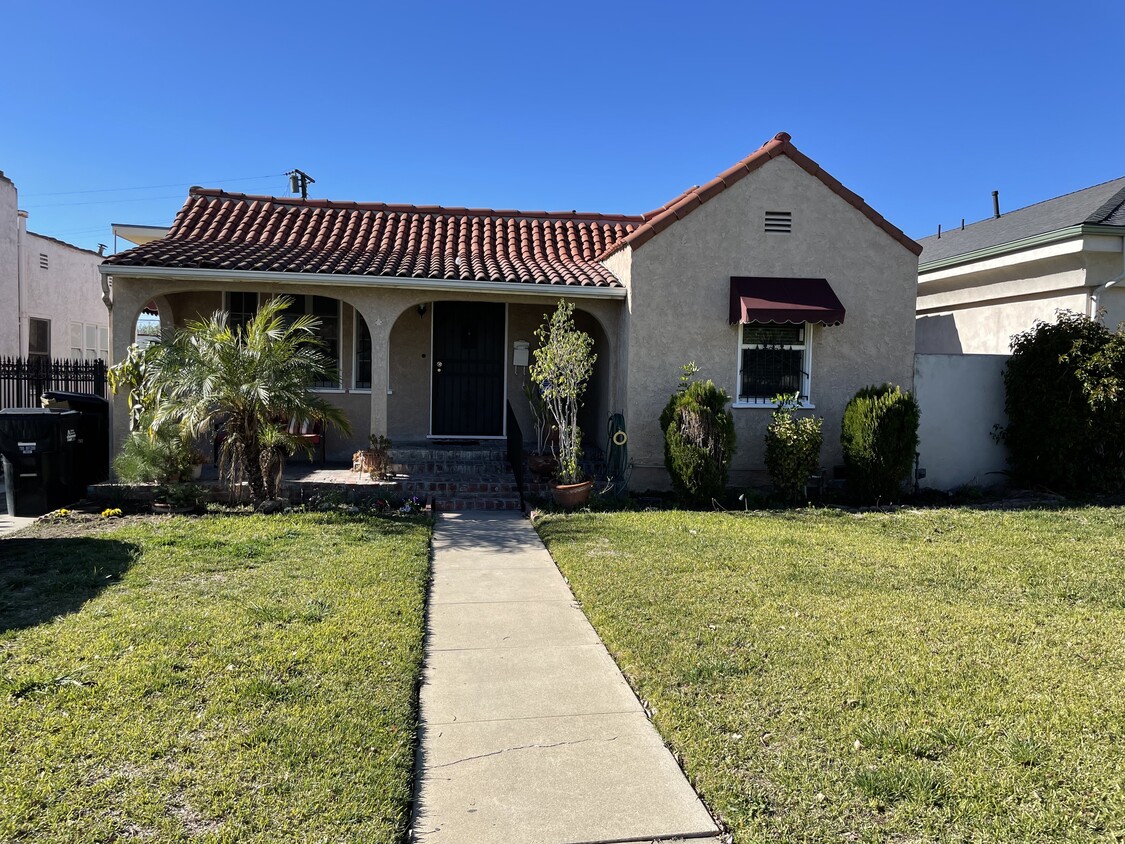 Front of House - 145 N 21st St