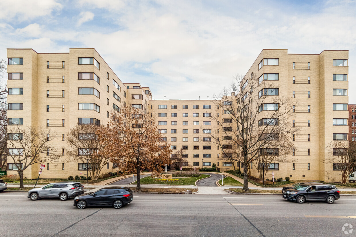 3701 Connecticut Ave NW - Wilshire Park Condominium