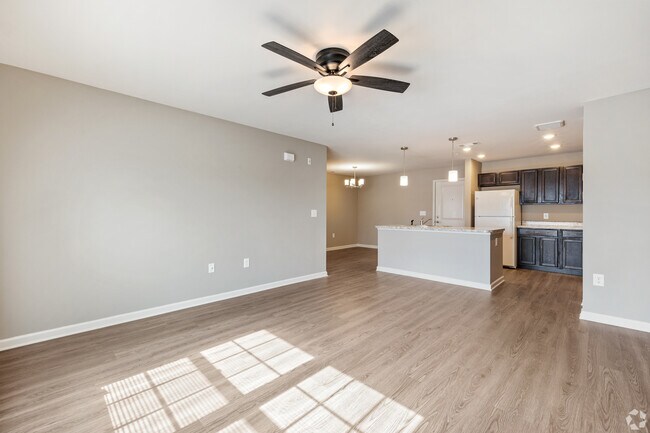 Foto del edificio - West Pine Residences II`