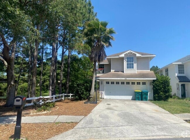 Building Photo - 208 Twin Lakes Ln