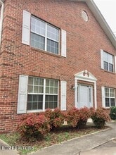 Building Photo - 203 Sweetgum Ln Building Photo - 203 Sweetgum Ln