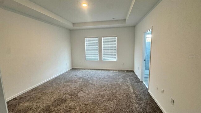 Building Photo - 2524 Skyline Lp