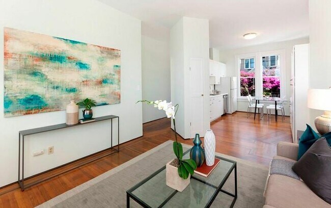 Foto del edificio - 1100 27th St S