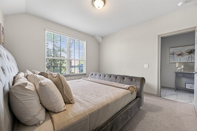 Foto del edificio - 6 Log House Ct