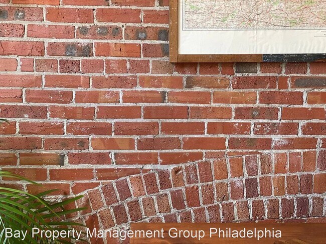 Building Photo - 1 br, 1 bath House - 817 N 2nd St #B