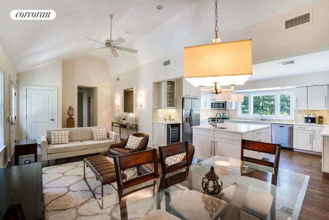 Building Photo - 76 W Gate Rd