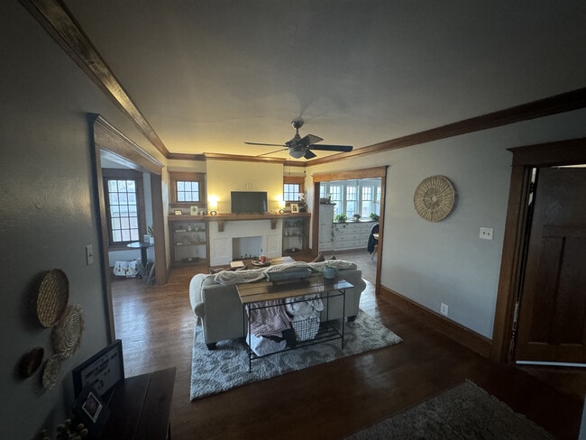 Building Photo - 3615 N Maryland Ave