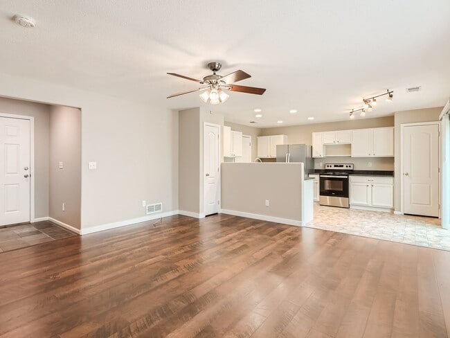 Building Photo - 9723 Marmot Ridge Cir