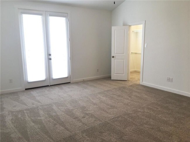 Foto del edificio - 430 Bonfield Dr