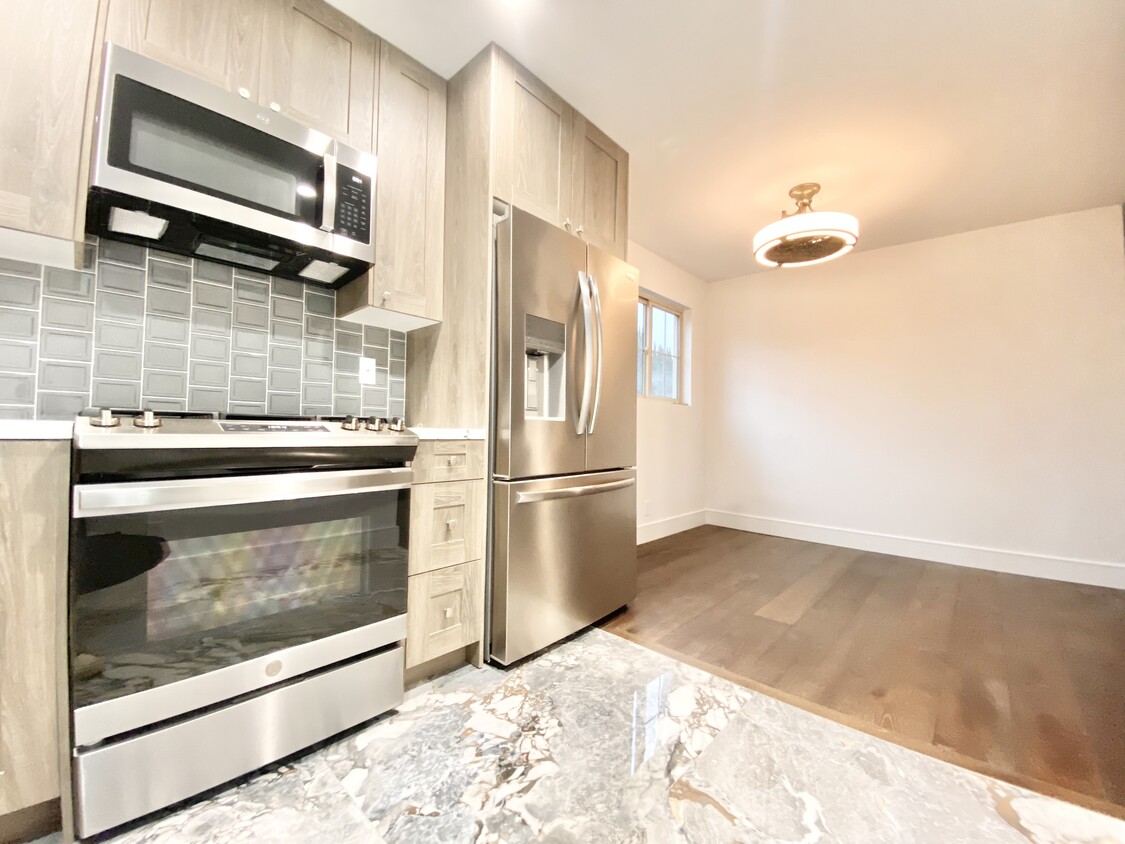 Foto principal - 320 N Crescent Dr