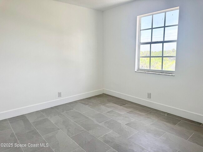 Building Photo - 8517 S Hwy A1A