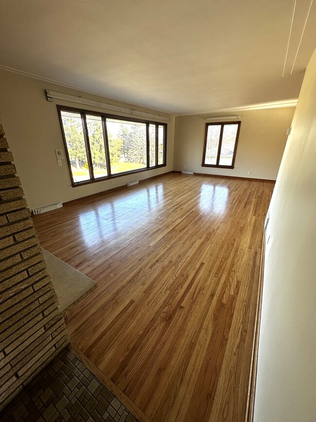 Foto del edificio - 5111 Thotland Rd