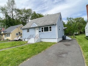 Building Photo - 54 Vineland Terrace