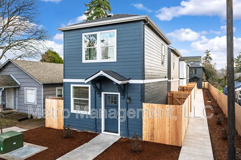 Photo - 12098 Se Market St