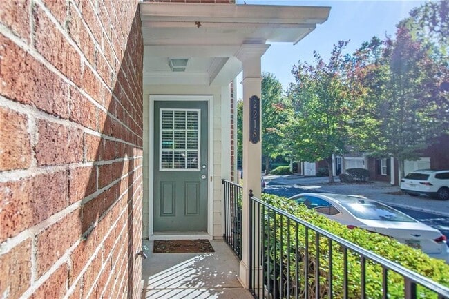 Foto del edificio - 2218 Landing Walk Dr