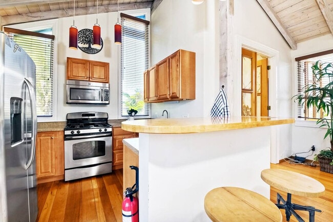 Building Photo - 1445-47 Neptune Ave