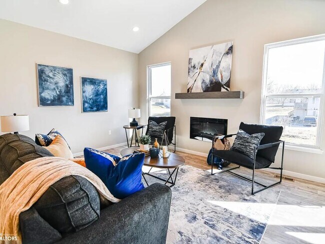 Foto del edificio - 2501 N Terrace Dr