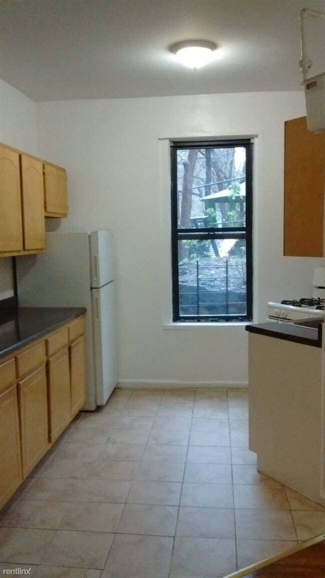 Building Photo - 460 W 152nd St