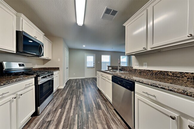 Building Photo - 10208 Red Fern Ct